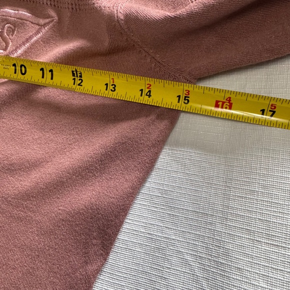 Guess Mauve Crew Neck Sweater - Picture 5 of 6